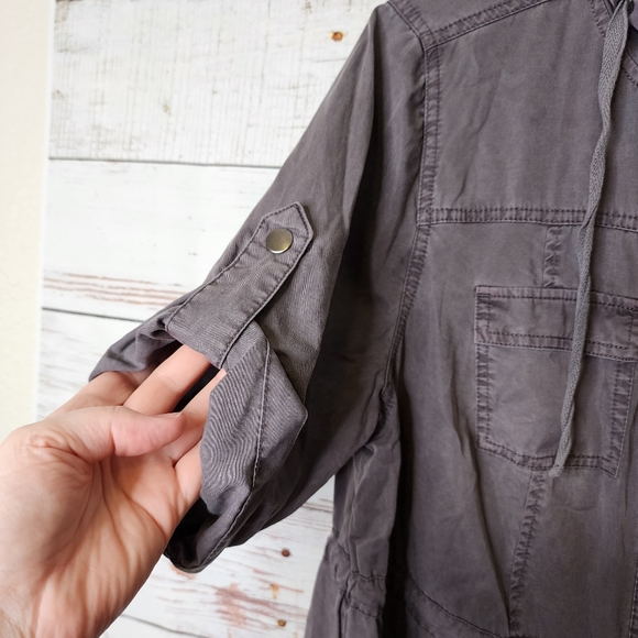 Torrid Grey Hooded Grey Anorak Ulitilty Short Sleeve Jacket...size 00 - Picture 5 of 11